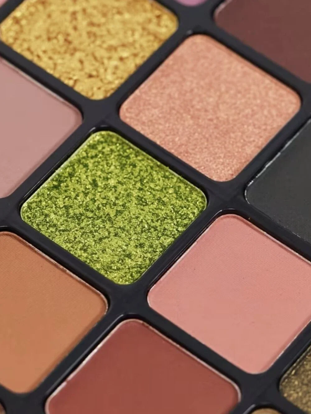 NYX Ultimate Utopia 40 Shade Eyeshadow Palette New Sealed Multicolor